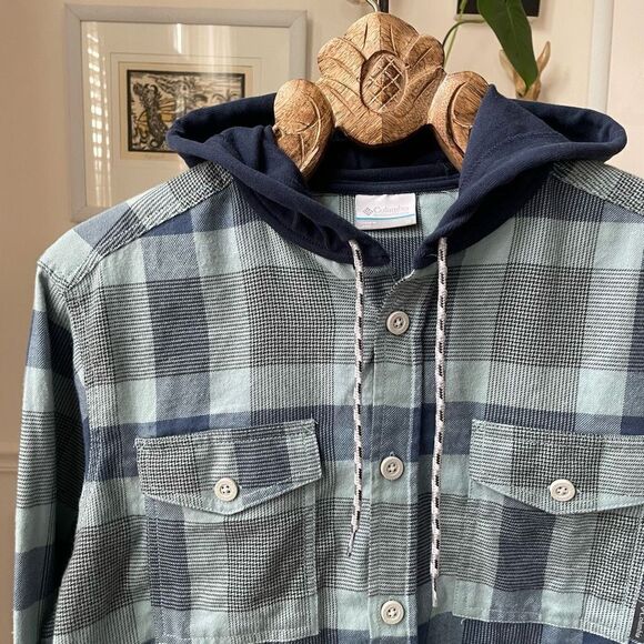 NWOT Columbia Button Front Blue Plaid Hoodie Flannel Short M - Picture 1 of 8